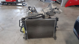 Hűtő, motorra ráépítve