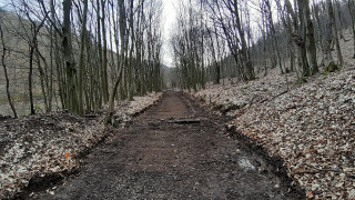 25+96 szelv. áteresz, háttérben a 26+66 szelv. híd